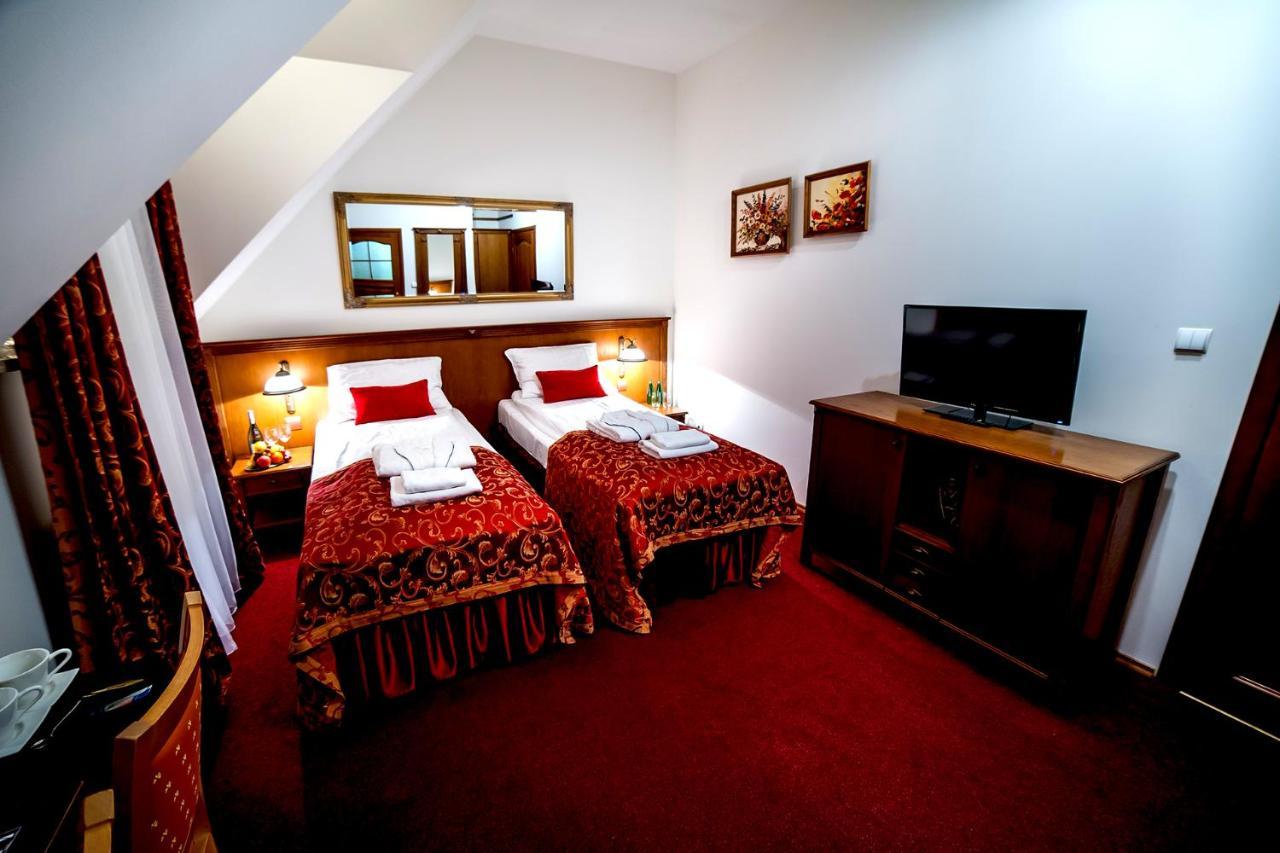 Osada Dankow Hotel Miłomłyn Buitenkant foto