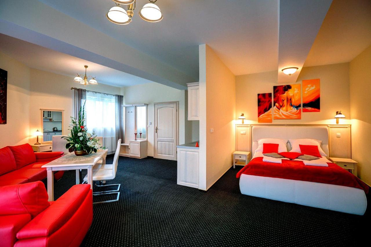 Osada Dankow Hotel Miłomłyn Buitenkant foto