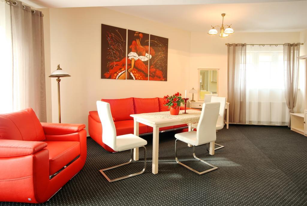 Osada Dankow Hotel Miłomłyn Buitenkant foto